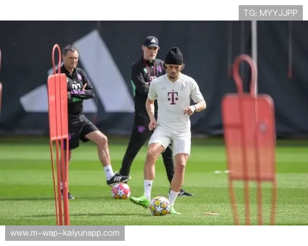 绍切克抢点破门成西汉姆联关键先生 占比队内进球52%